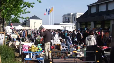 Vide-greniers Seiches - Ville de Seiches-sur-le-Loir